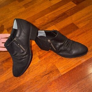 Bjorndal Black Ankle Booties